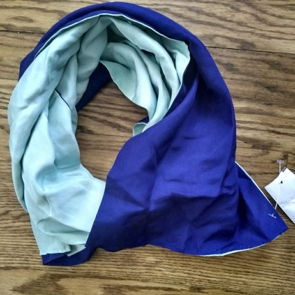 Sale! J Crew blue silk scarf - Picture 1 of 3